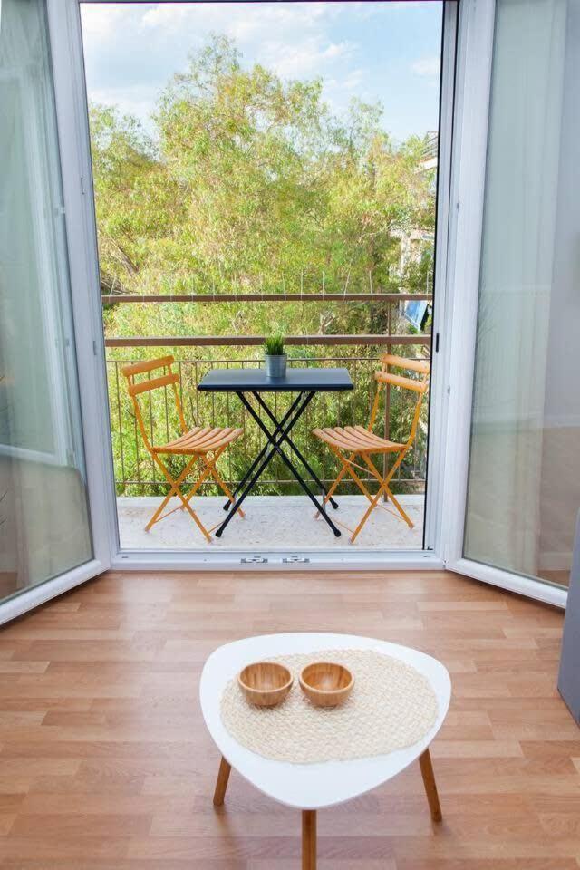 Fully Renovated, Modern Beauty In Central Athens! Exterior photo